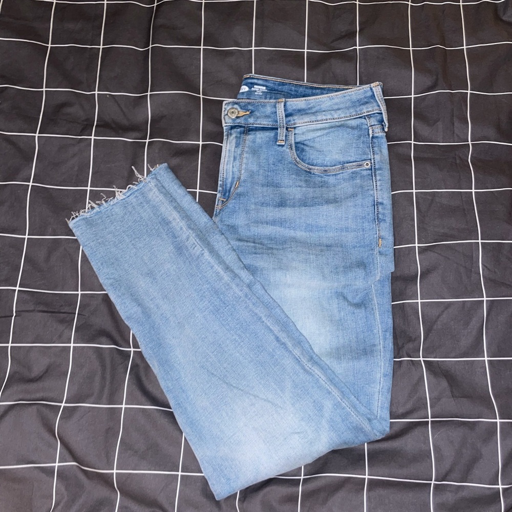 Old Navy Mid rise Rockstar Skinny Ankle Jeans